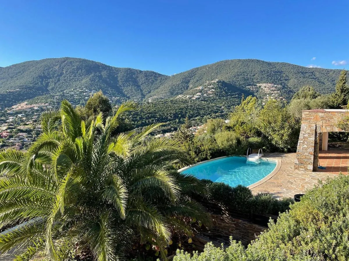 Sea-View Villa In Cavalaire Sur Mer Francia
